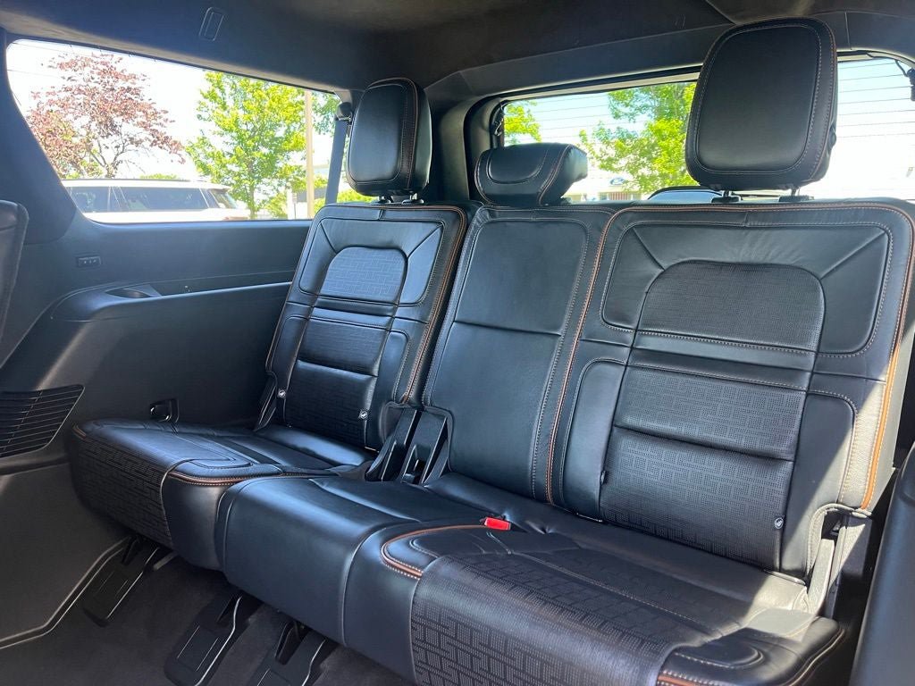 Certified 2023 Lincoln Navigator L Black Label AWD/4WD image 18