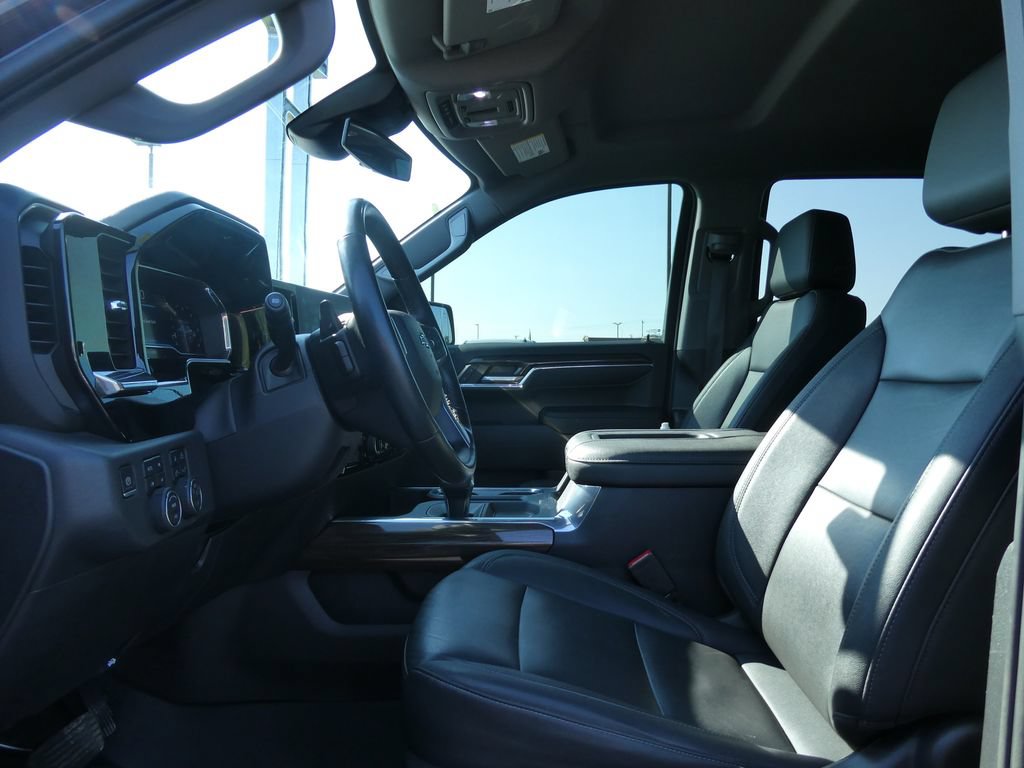 Certified 2022 Chevrolet Silverado 1500 LT Trail Boss w/ LT Trail Boss Premium Package AWD/4WD image 24