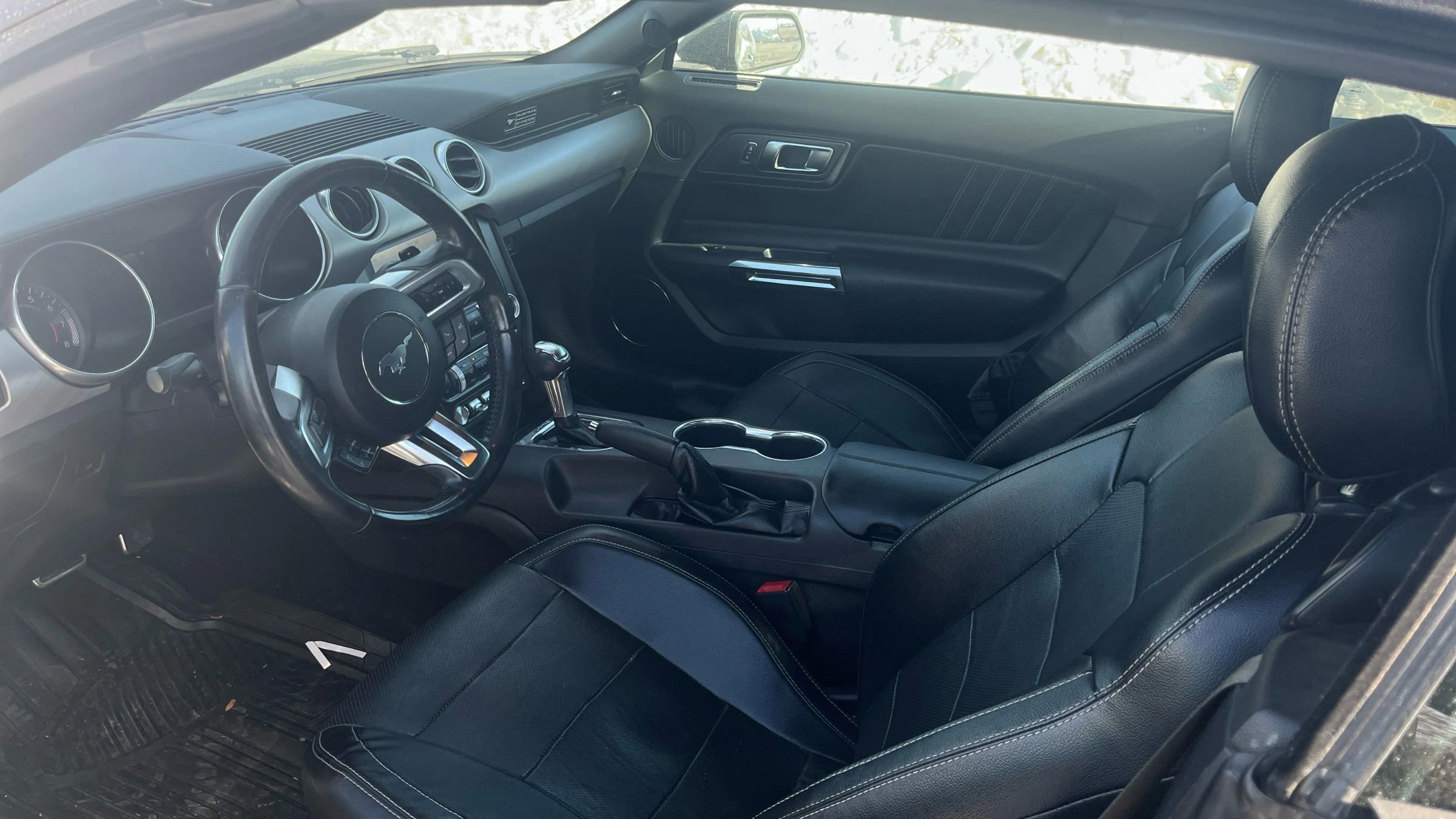 Used 2020 Ford Mustang Premium image 15