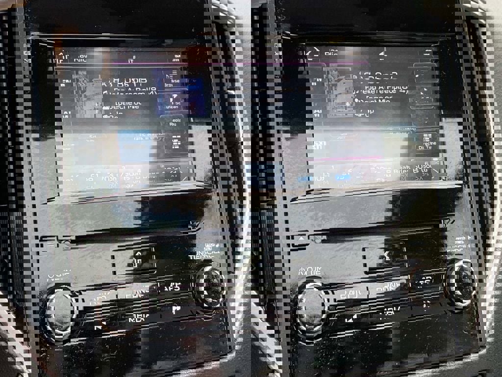 Used 2022 Subaru Forester Premium image 14