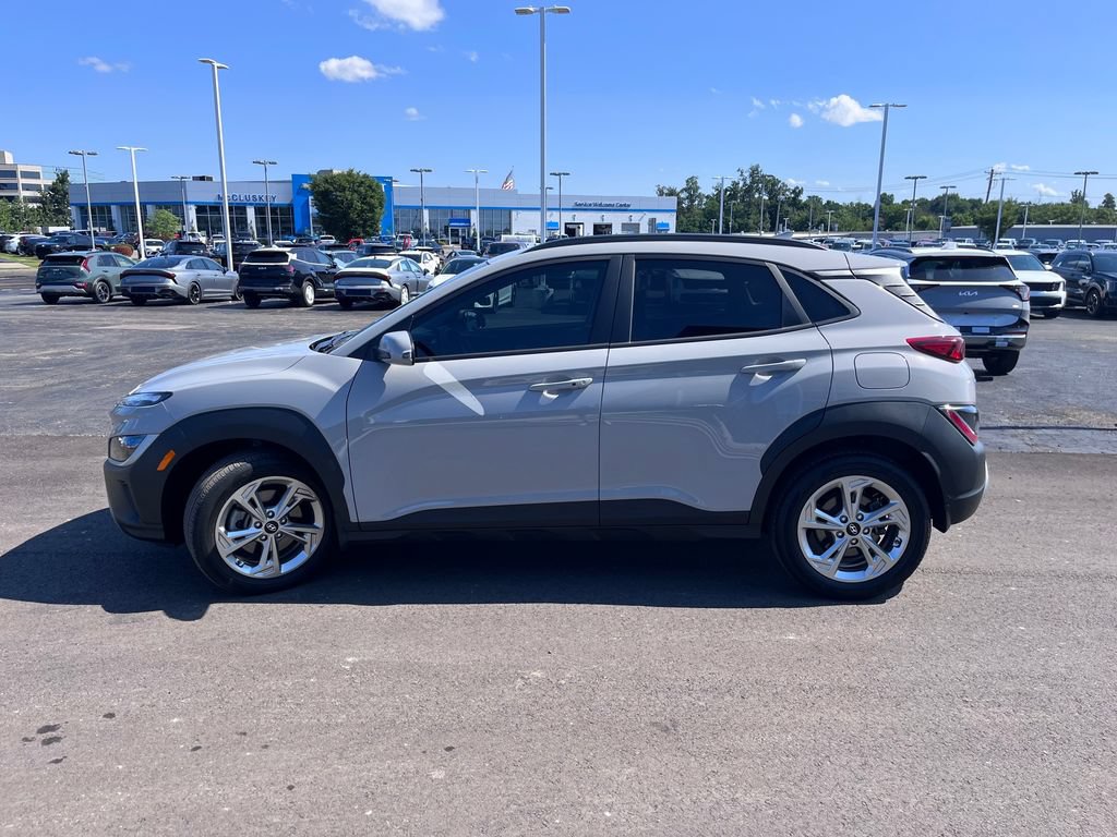 Used 2023 Hyundai Kona SEL AWD/4WD image 7