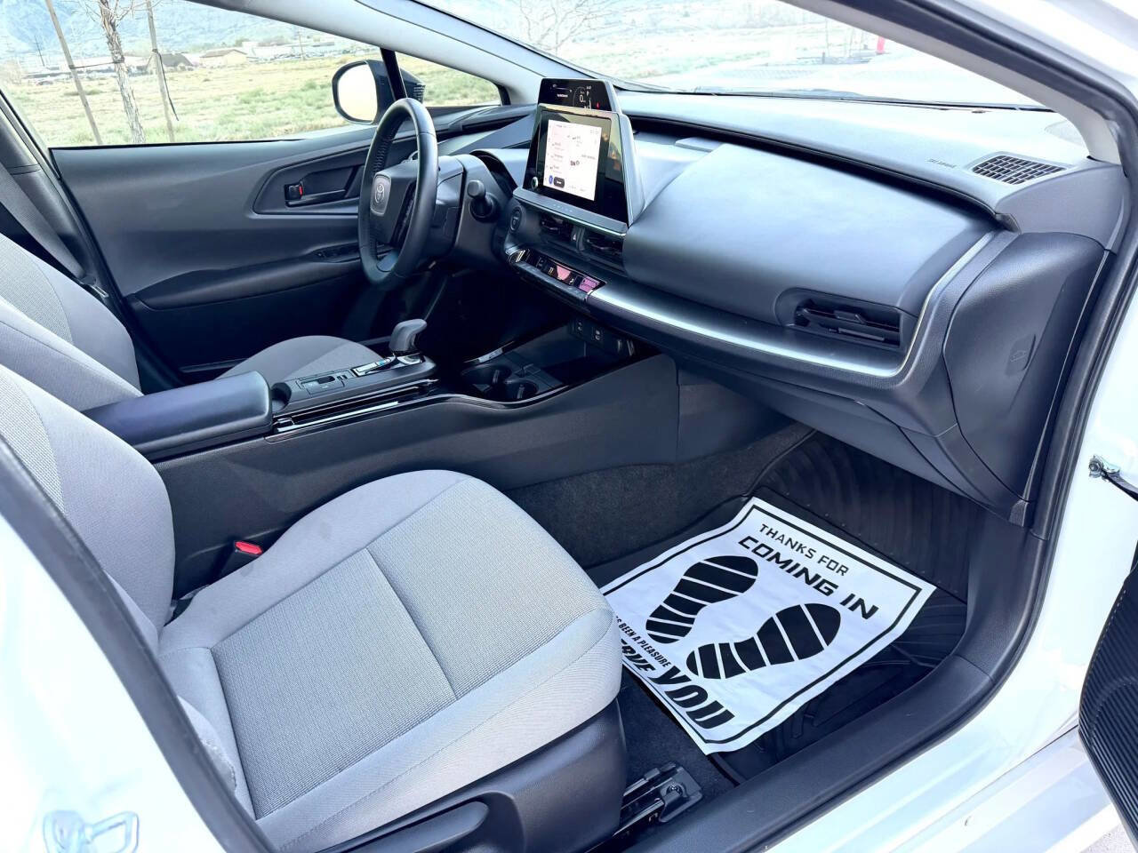 Used 2024 Toyota Prius LE image 15