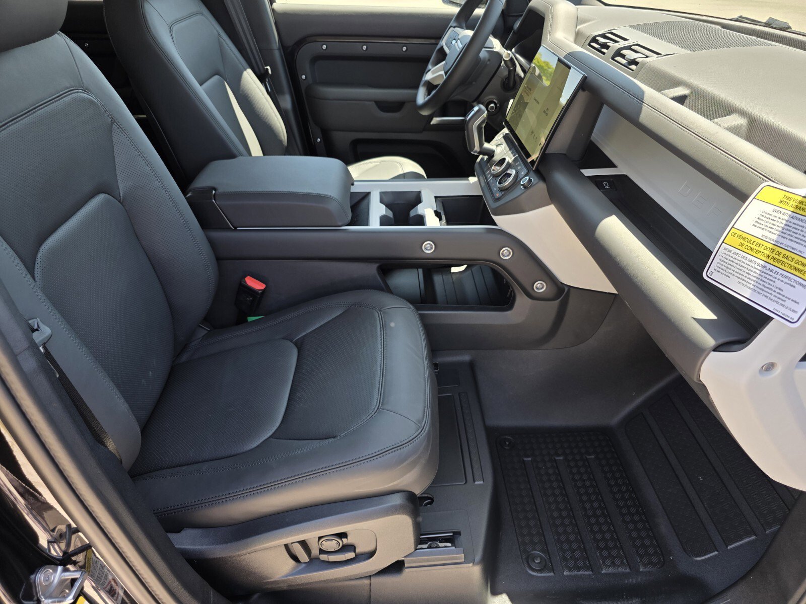 New 2026 Land Rover Defender 110 S AWD/4WD image 3