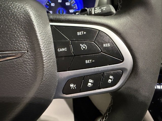 Used 2024 Chrysler Pacifica Touring-L w/ Road Tripper Package image 37