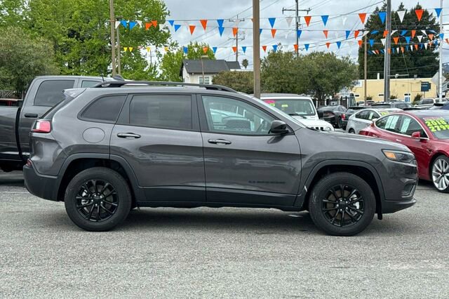 New 2023 Jeep Cherokee Altitude Lux w/ Lux Elite Package image 3