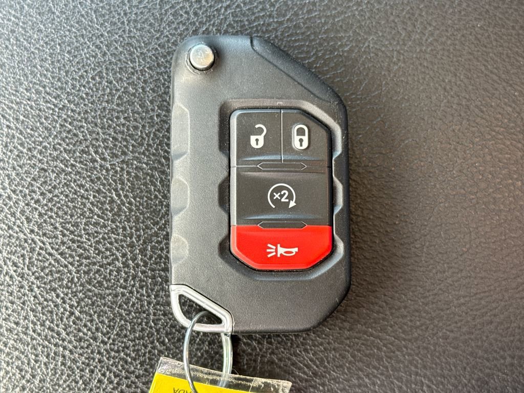 Used 2024 Jeep Gladiator Sport AWD/4WD image 36