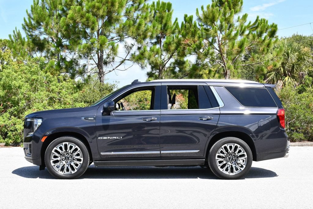 Used 2023 GMC Yukon Denali Ultimate AWD/4WD image 28