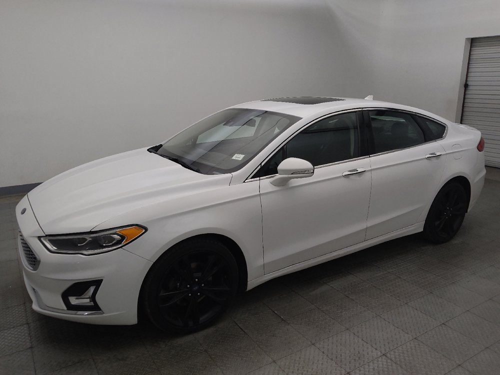 Used 2020 Ford Fusion Titanium AWD/4WD image 2