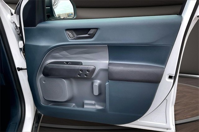 Used 2025 Ford Maverick XL image 22