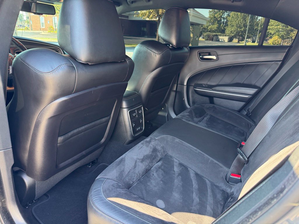 Used 2019 Dodge Charger Scat Pack w/ Plus Group RWD image 16