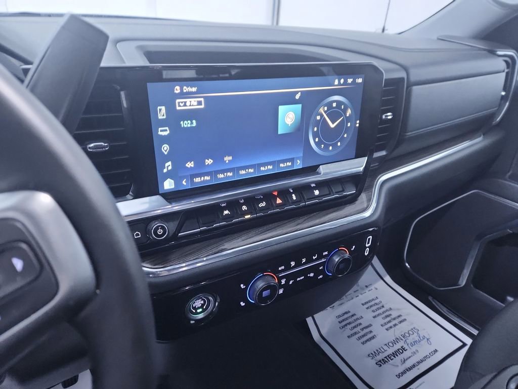 Used 2024 Chevrolet Silverado 1500 LT image 16