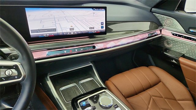 Used 2023 BMW i7 xDrive60 image 45