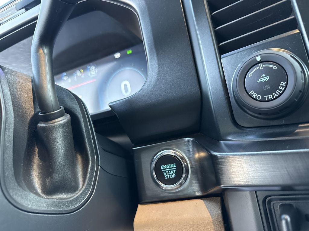 Used 2023 Ford F250 Lariat w/ Lariat Ultimate Package image 18
