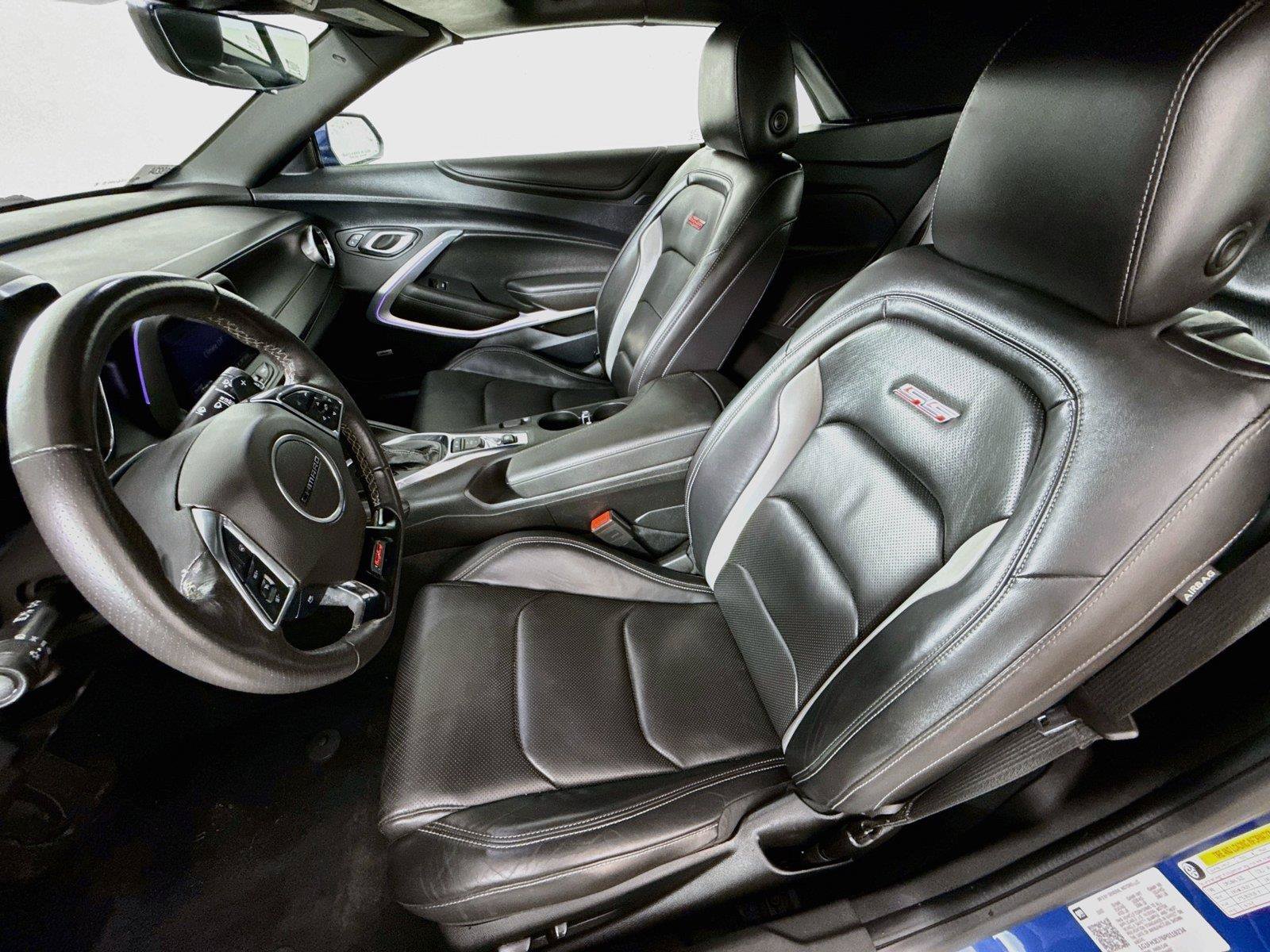 Used 2023 Chevrolet Camaro SS RWD image 9