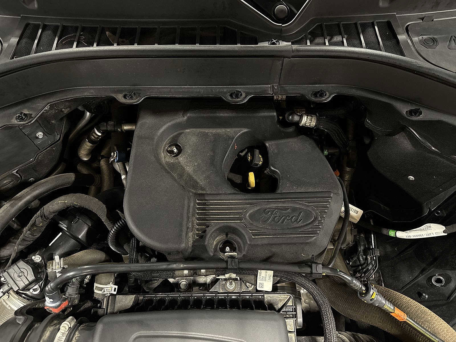 Used 2020 Ford Explorer XLT w/ Equipment Group 202A image 12