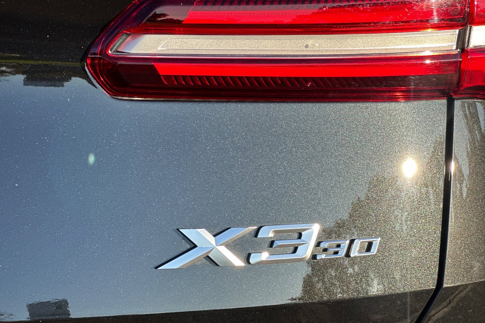 Used 2025 BMW X3 xDrive30i w/ Premium Package image 38