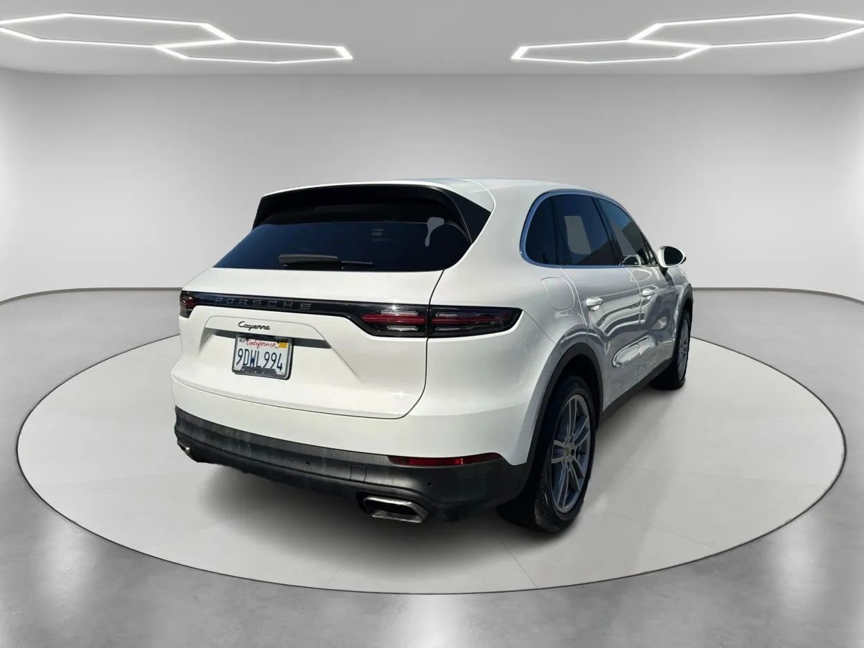 Used 2023 Porsche Cayenne image 5