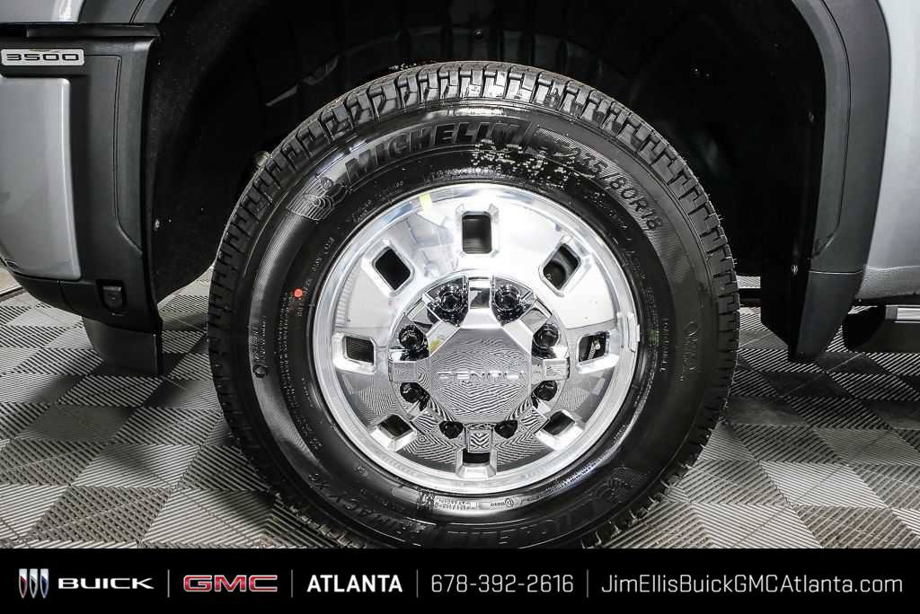 New 2026 GMC Sierra 3500 Denali w/ Denali Reserve Package AWD/4WD image 36