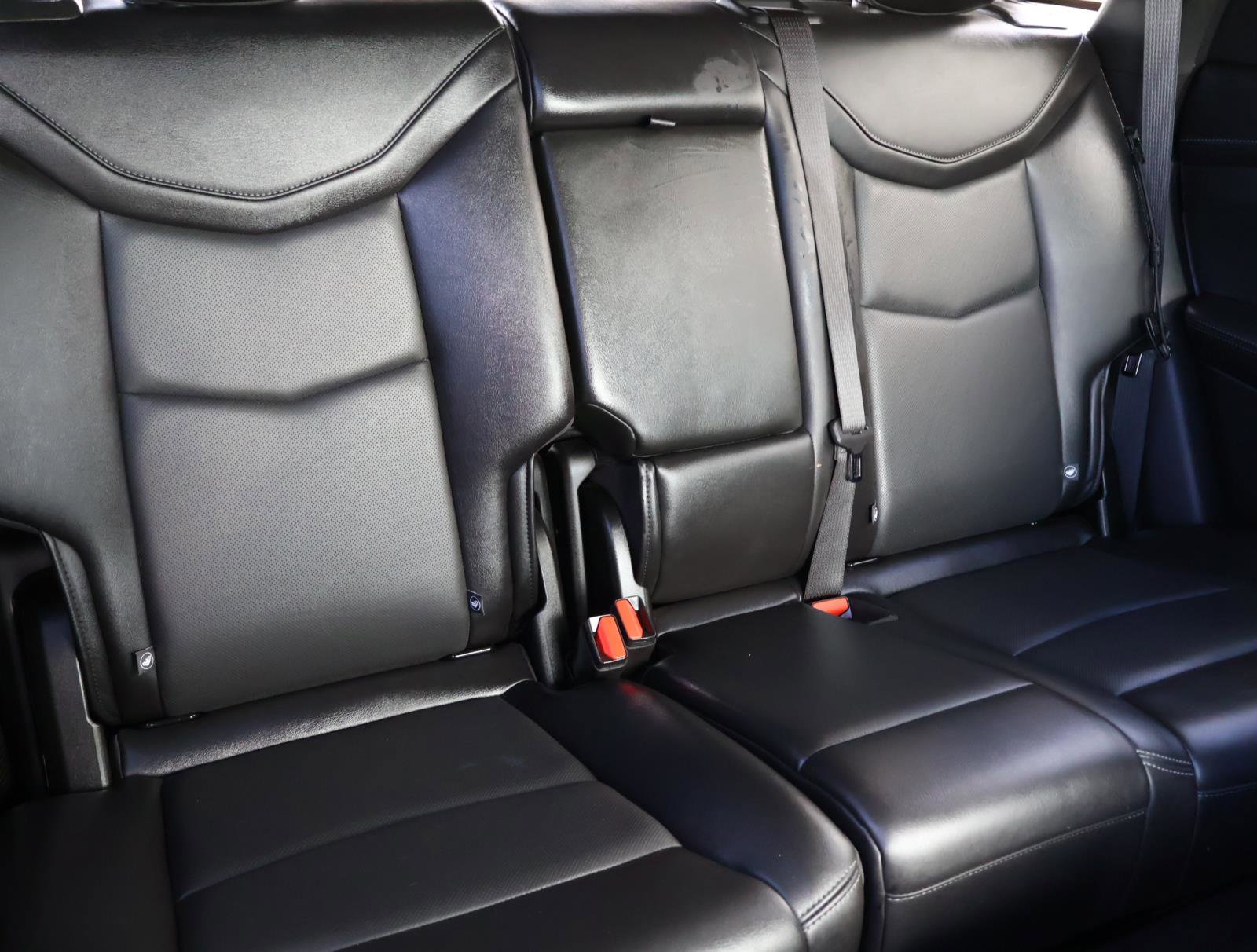 Used 2021 Cadillac XT5 Premium Luxury image 17