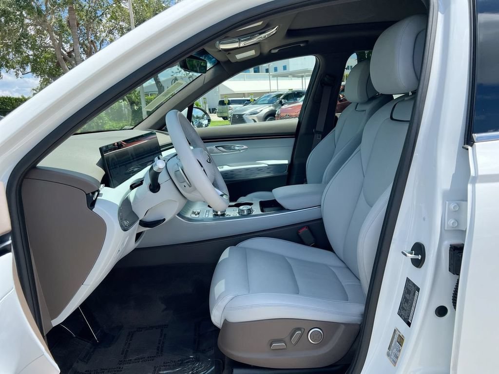 Used 2026 Genesis Electrified GV70 AWD/4WD image 12