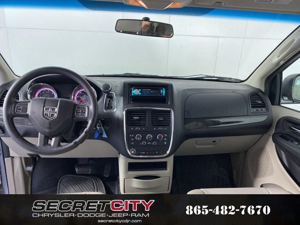 Used 2014 Dodge Grand Caravan SXT image 27