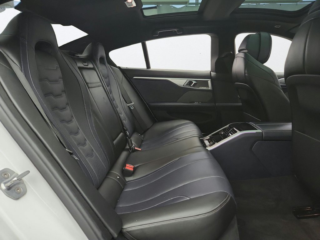 Used 2020 BMW 840i Gran Coupe xDrive w/ M Sport Package AWD/4WD image 37