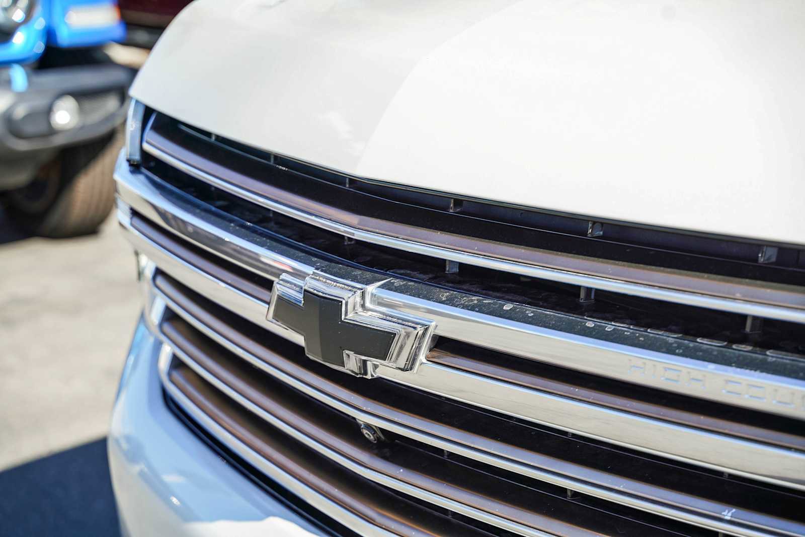 Used 2021 Chevrolet Tahoe High Country w/ Premium Package image 11