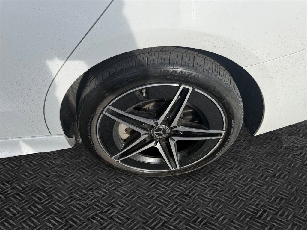 Used 2024 Mercedes-Benz C 300 4MATIC Sedan image 11