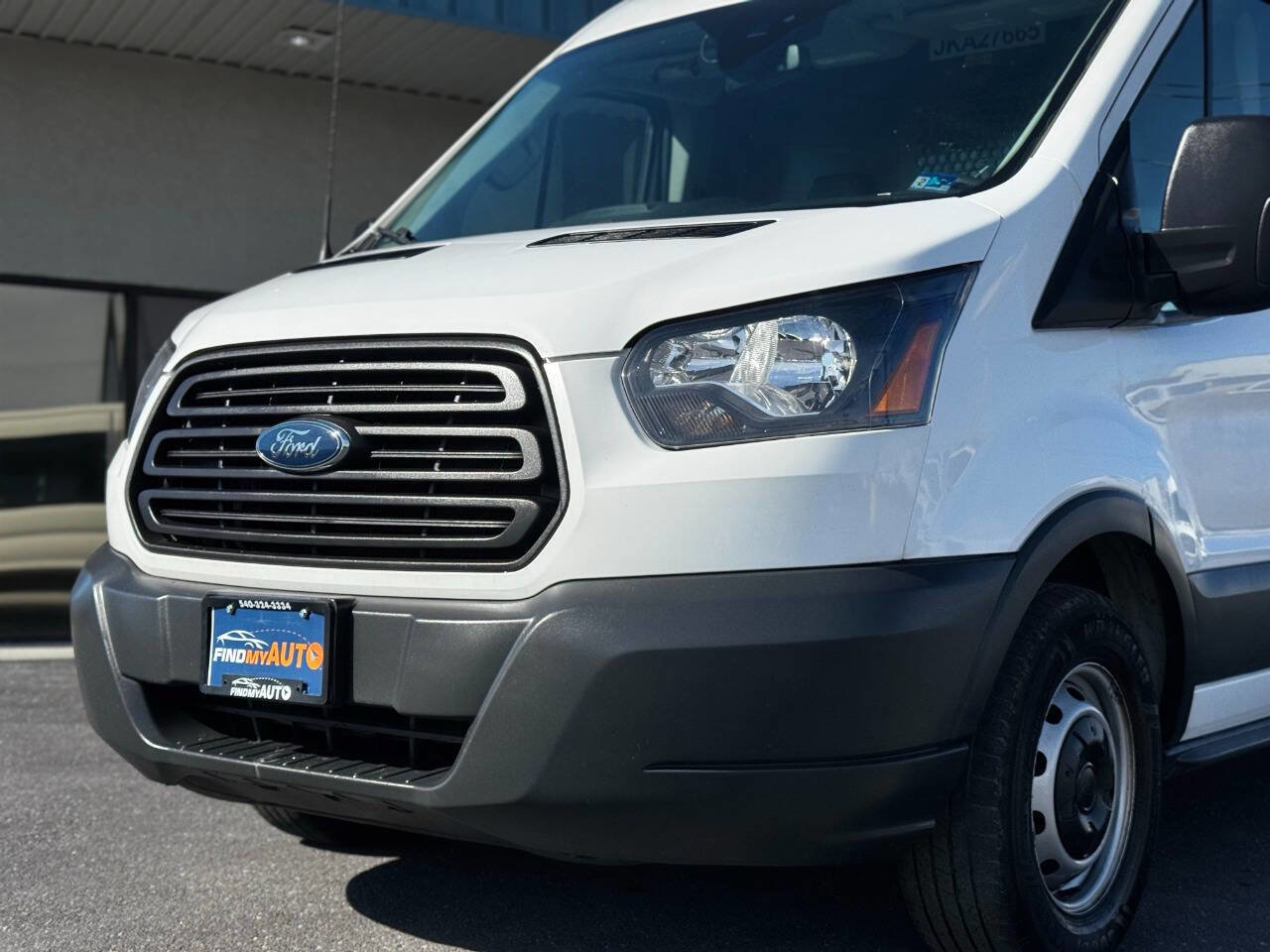 Used 2018 Ford Transit 350 148 Medium Roof RWD image 39