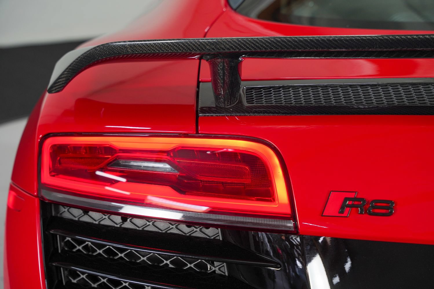 Used 2014 Audi R8 V10 AWD/4WD image 21
