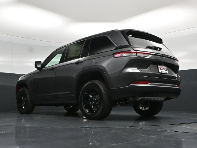 New 2026 Jeep Grand Cherokee Altitude AWD/4WD image 61