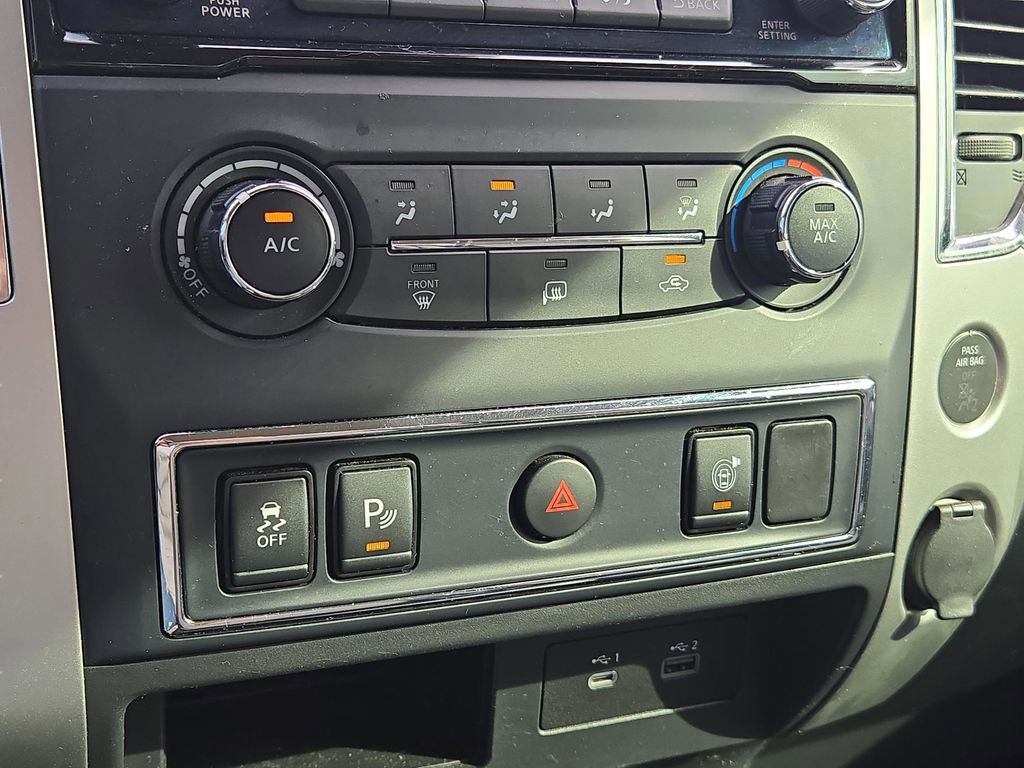Used 2021 Nissan Titan SV w/ Accessory Utility Package image 25