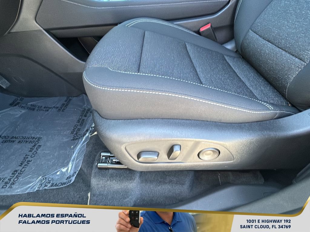 Certified 2026 Chevrolet Traverse LT w/ Driver Confidence Package image 14