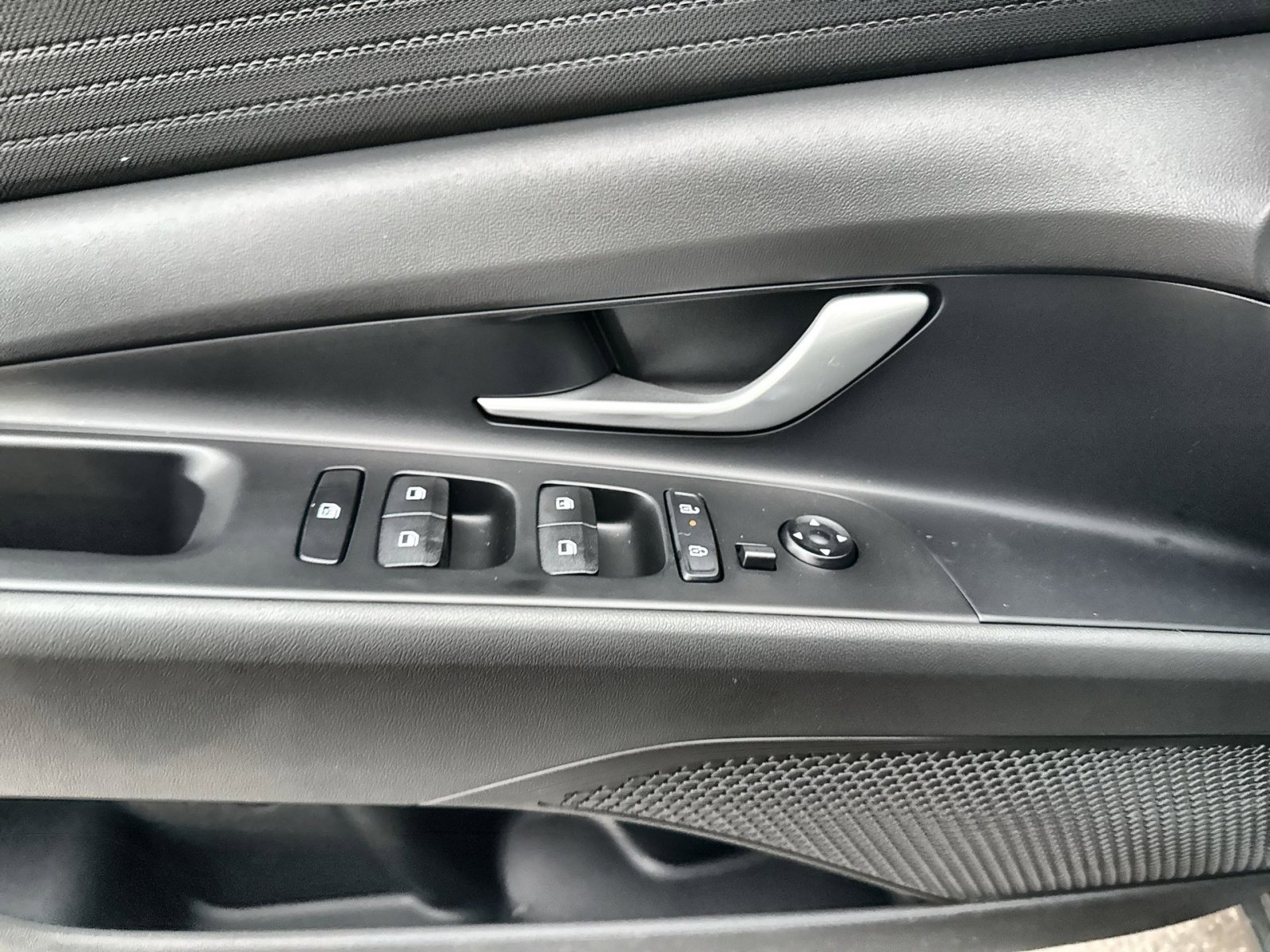 New 2026 Hyundai Elantra SE image 15