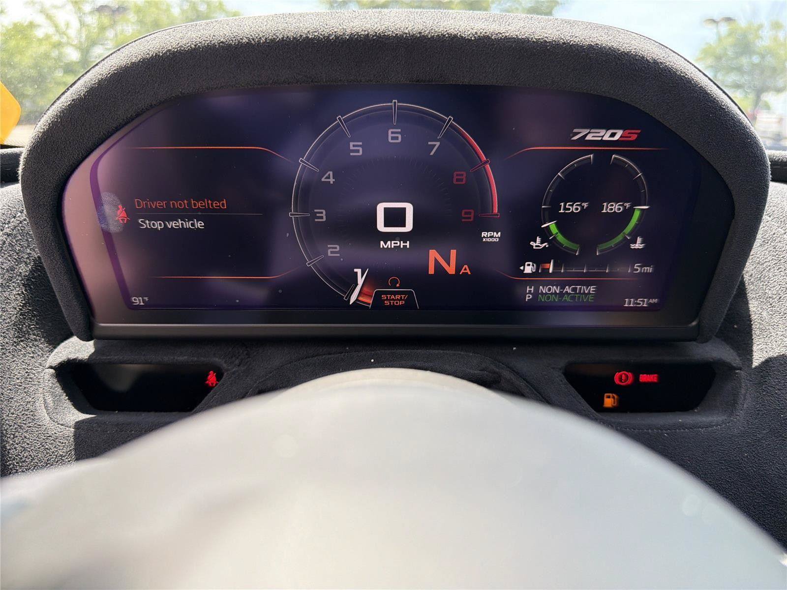 Used 2019 McLaren 720S RWD image 9