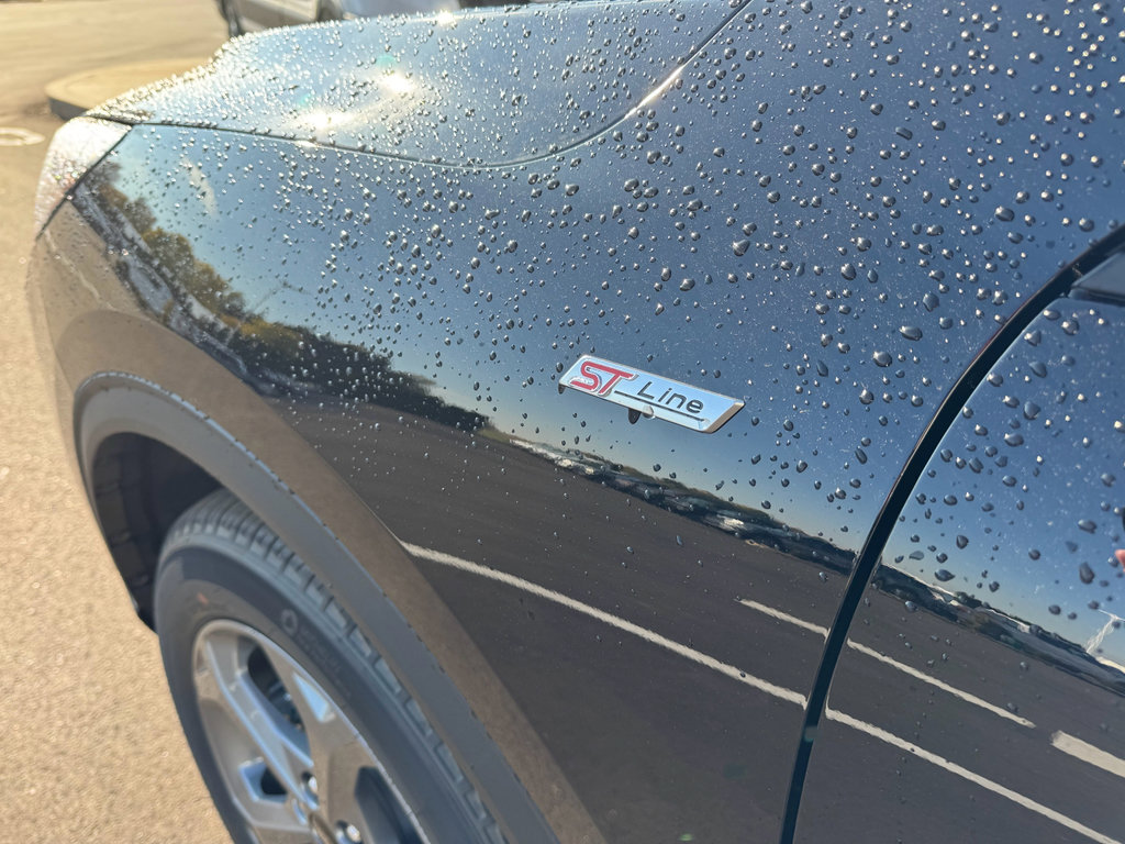 New 2026 Ford Escape ST-Line image 6