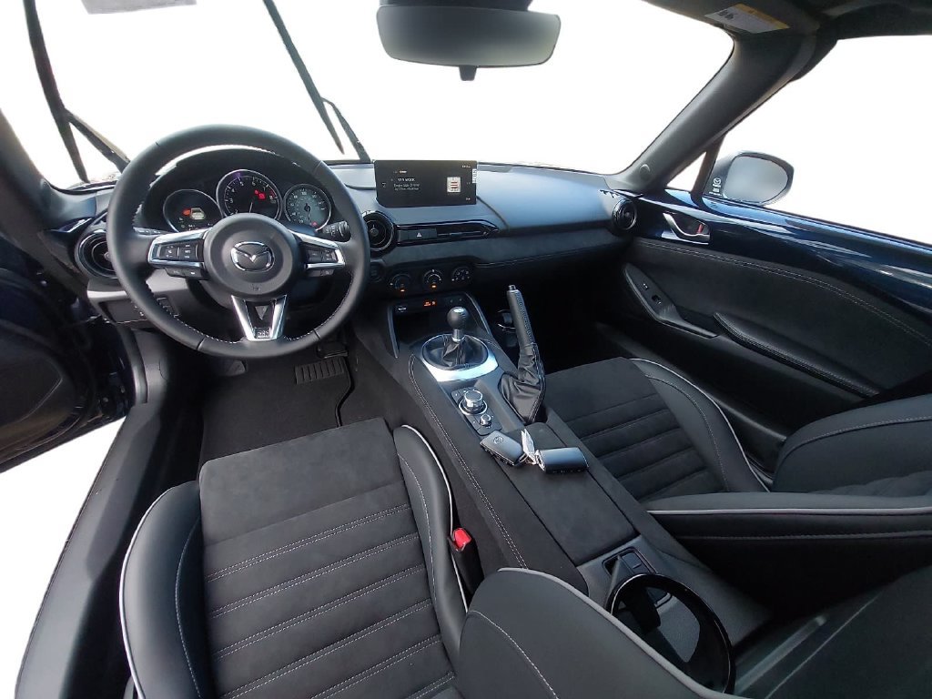 New 2026 MAZDA MX-5 Miata RF Club RWD image 9