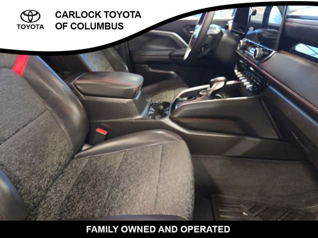 Used 2024 Chevrolet Colorado Z71 w/ Z71 Convenience Package 2 image 20