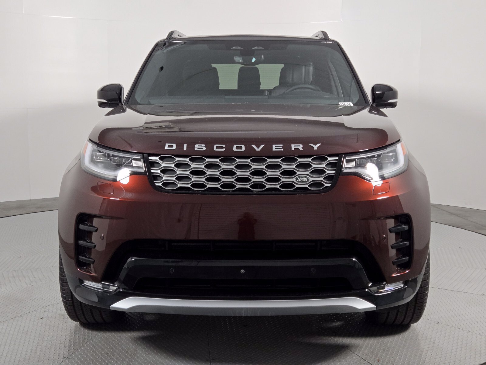 New 2026 Land Rover Discovery Limited Edition AWD/4WD image 8