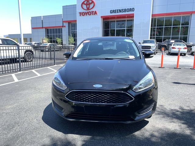 Used 2016 Ford Focus SE FWD image 3