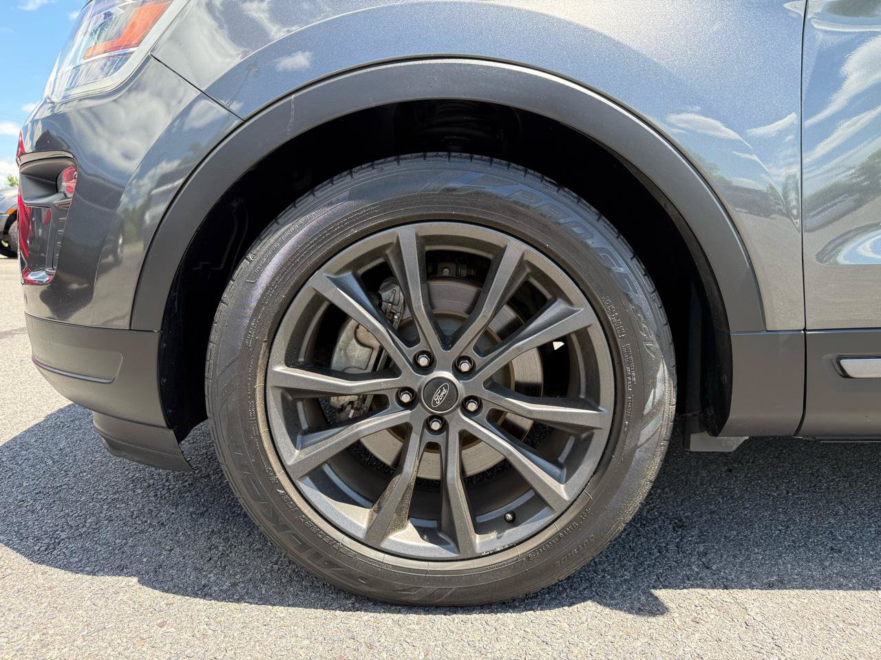 Used 2018 Ford Explorer XLT w/ Equipment Group 202A FWD image 41