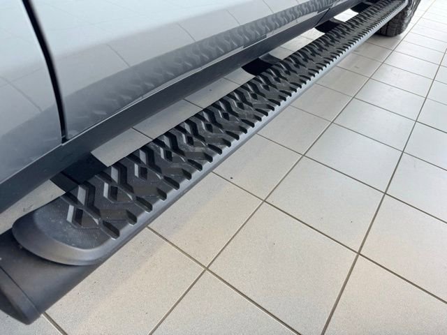 Certified 2024 Chevrolet Suburban Z71 w/ Z71 Off-Road Package image 36