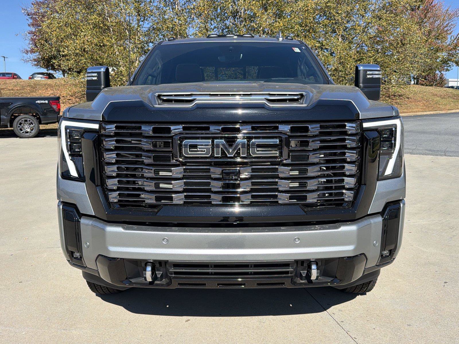 New 2026 GMC Sierra 3500 Denali Ultimate AWD/4WD image 2