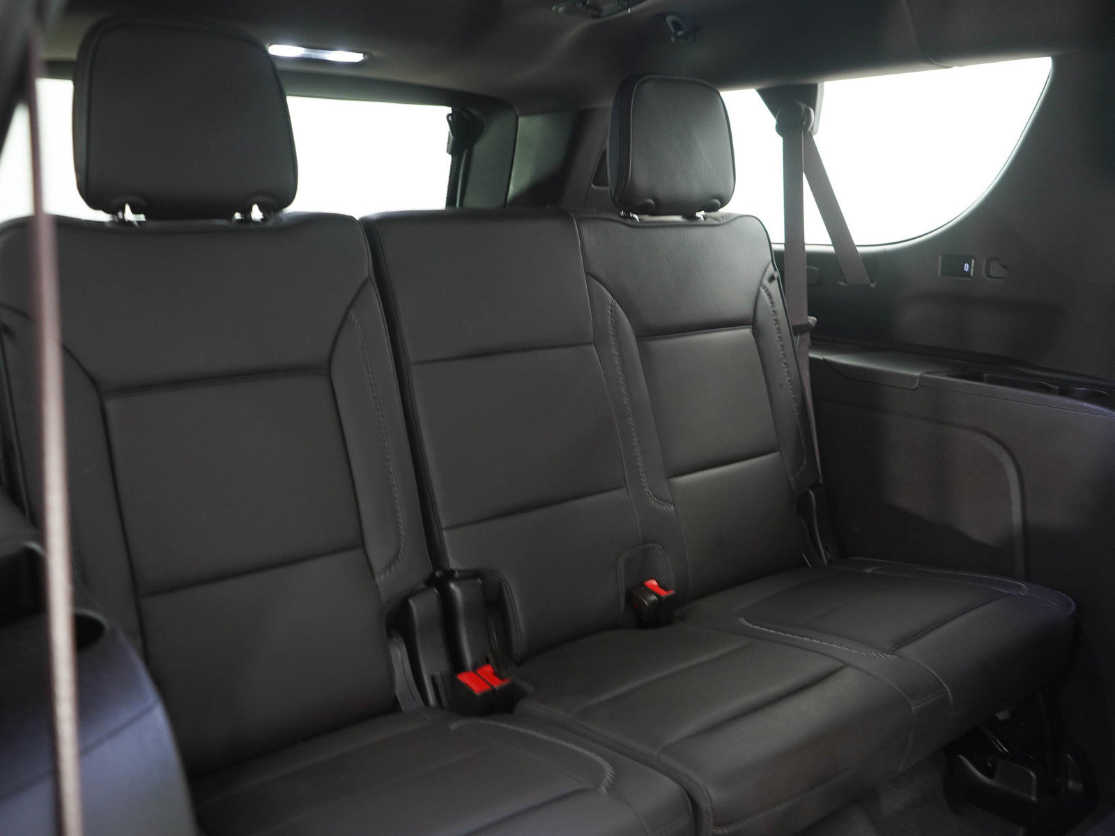Used 2023 GMC Yukon XL Denali w/ Advanced Technology Package AWD/4WD image 13