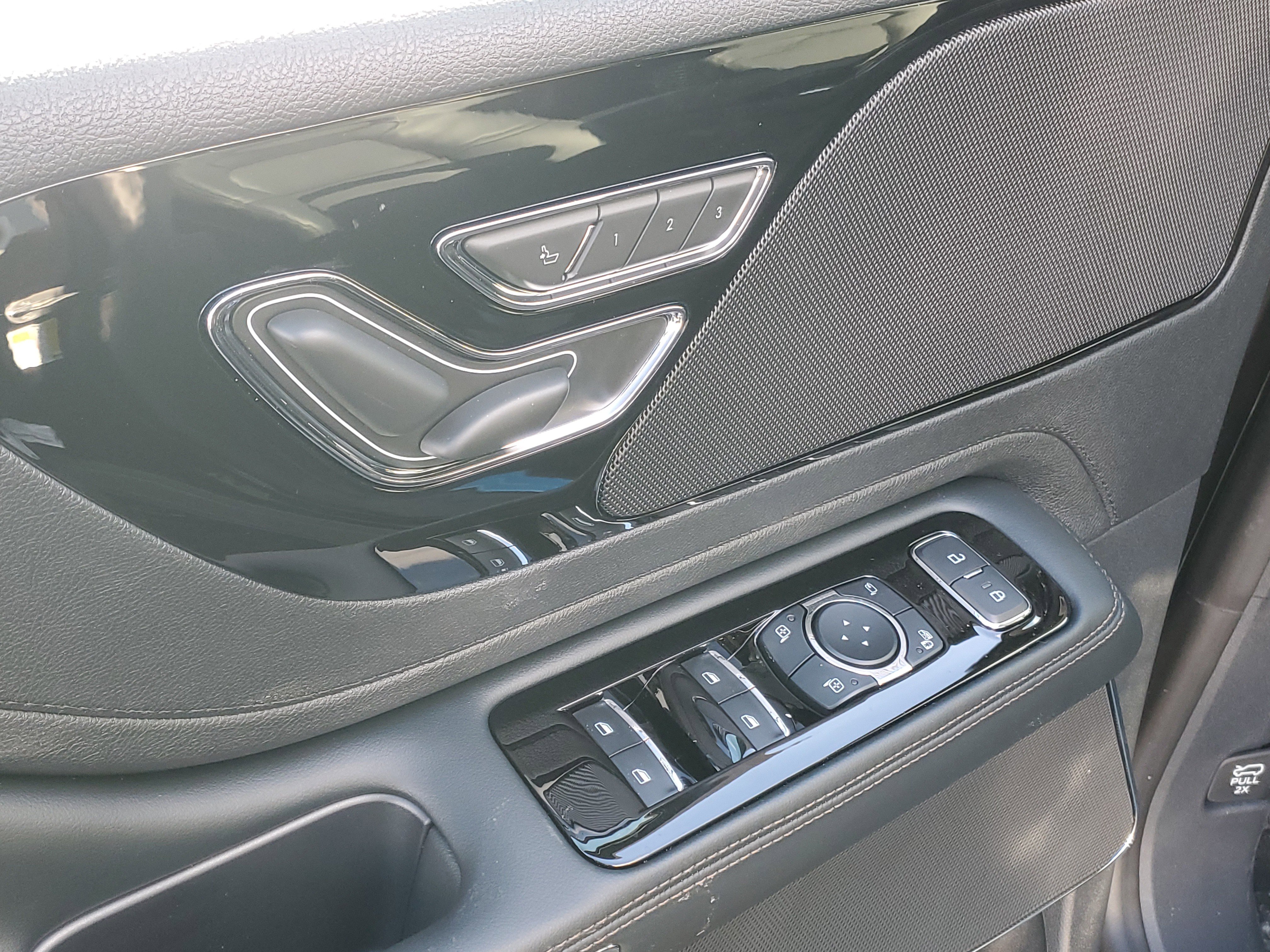 New 2026 Lincoln Aviator AWD image 9