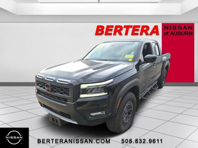 Used 2025 Nissan Frontier PRO-4X AWD/4WD image 5