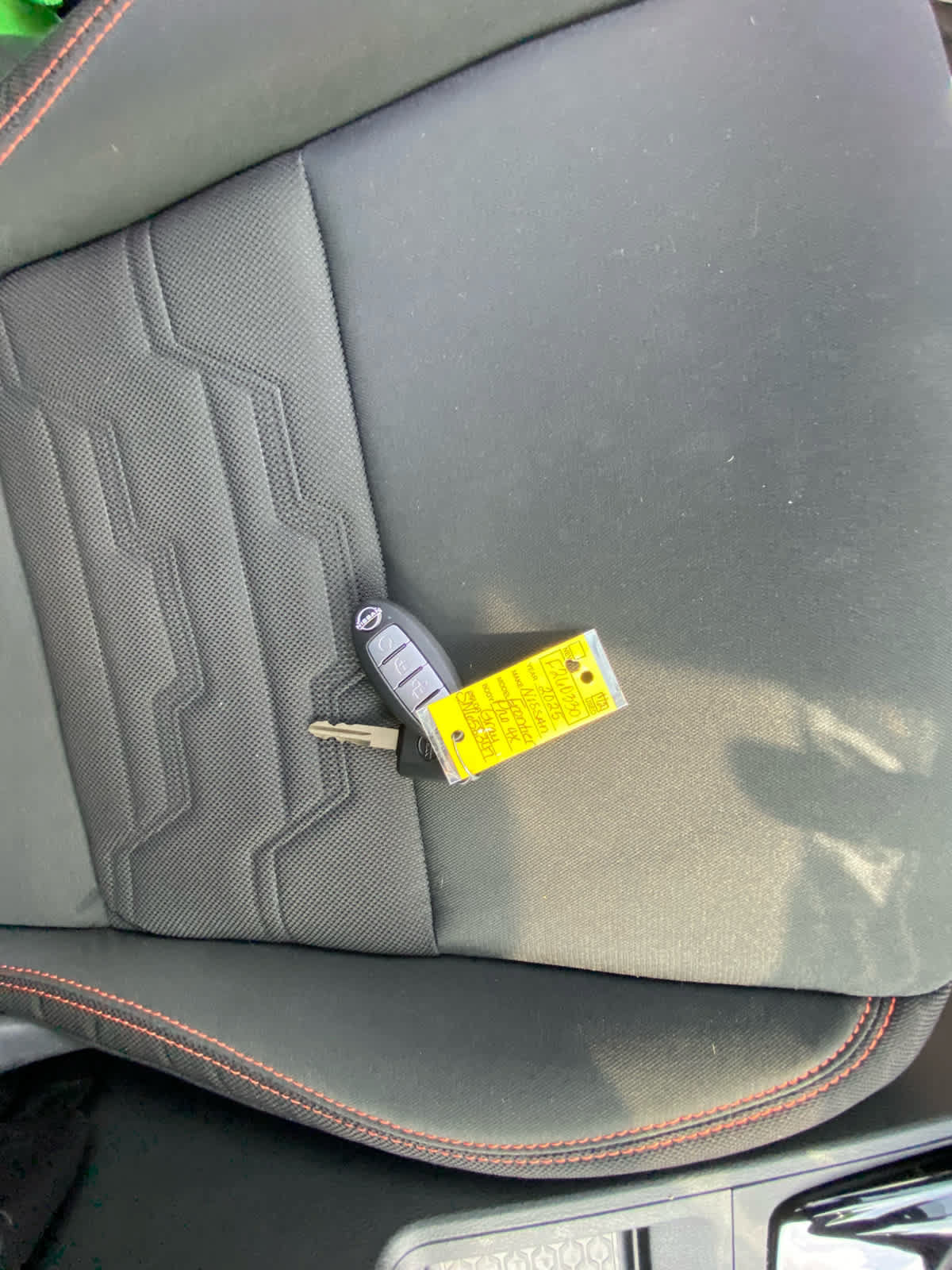 Used 2025 Nissan Frontier PRO-4X w/ Interior Protection Package AWD/4WD image 31
