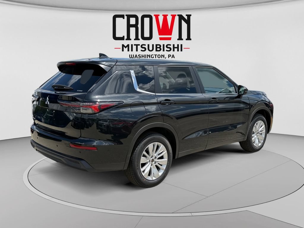 New 2026 Mitsubishi Outlander ES AWD/4WD image 3