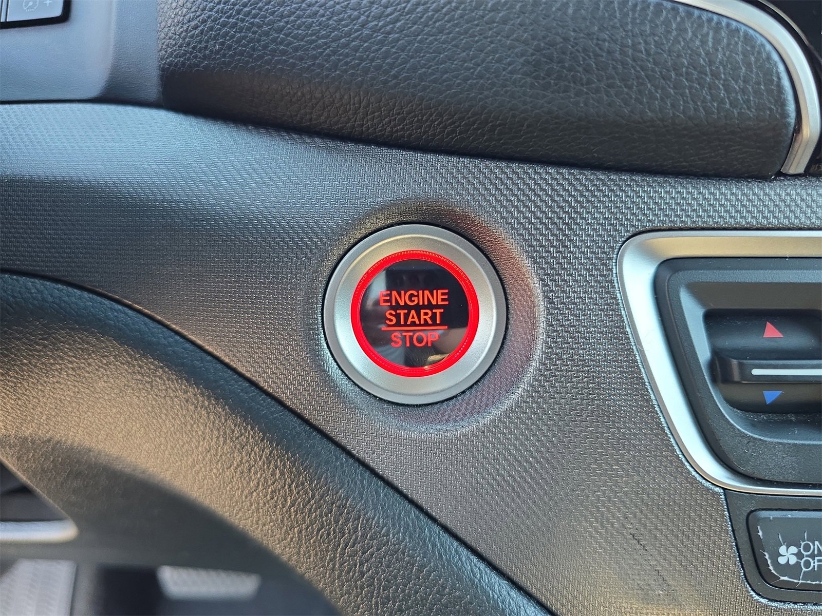 Certified 2023 Honda Ridgeline Sport image 24