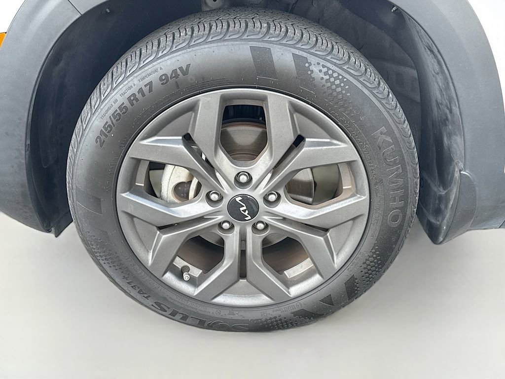 Used 2024 Kia Seltos S image 27